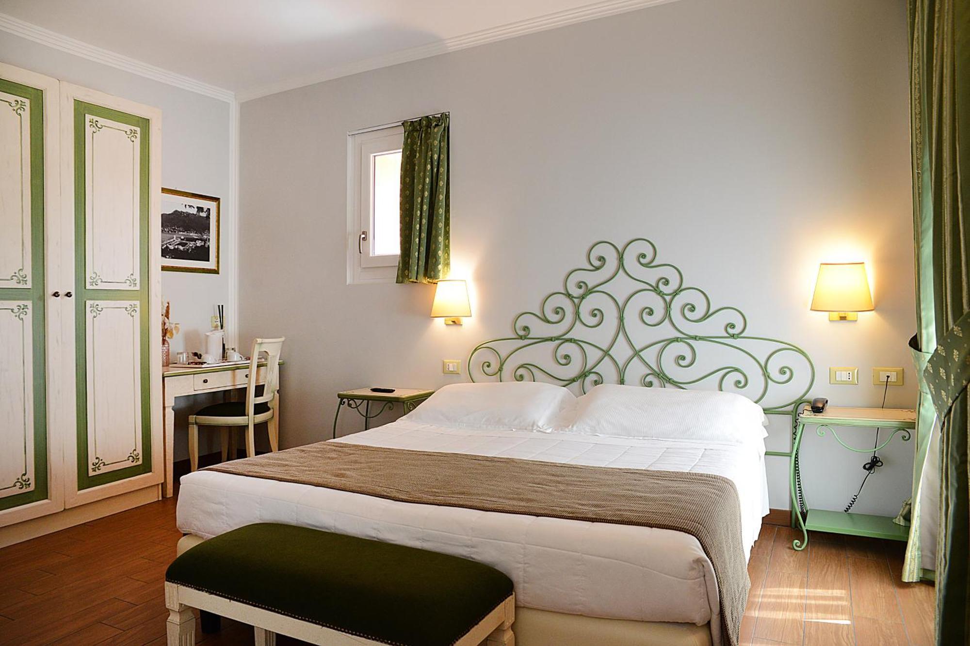 Hotel Borgo Antico Como Luaran gambar