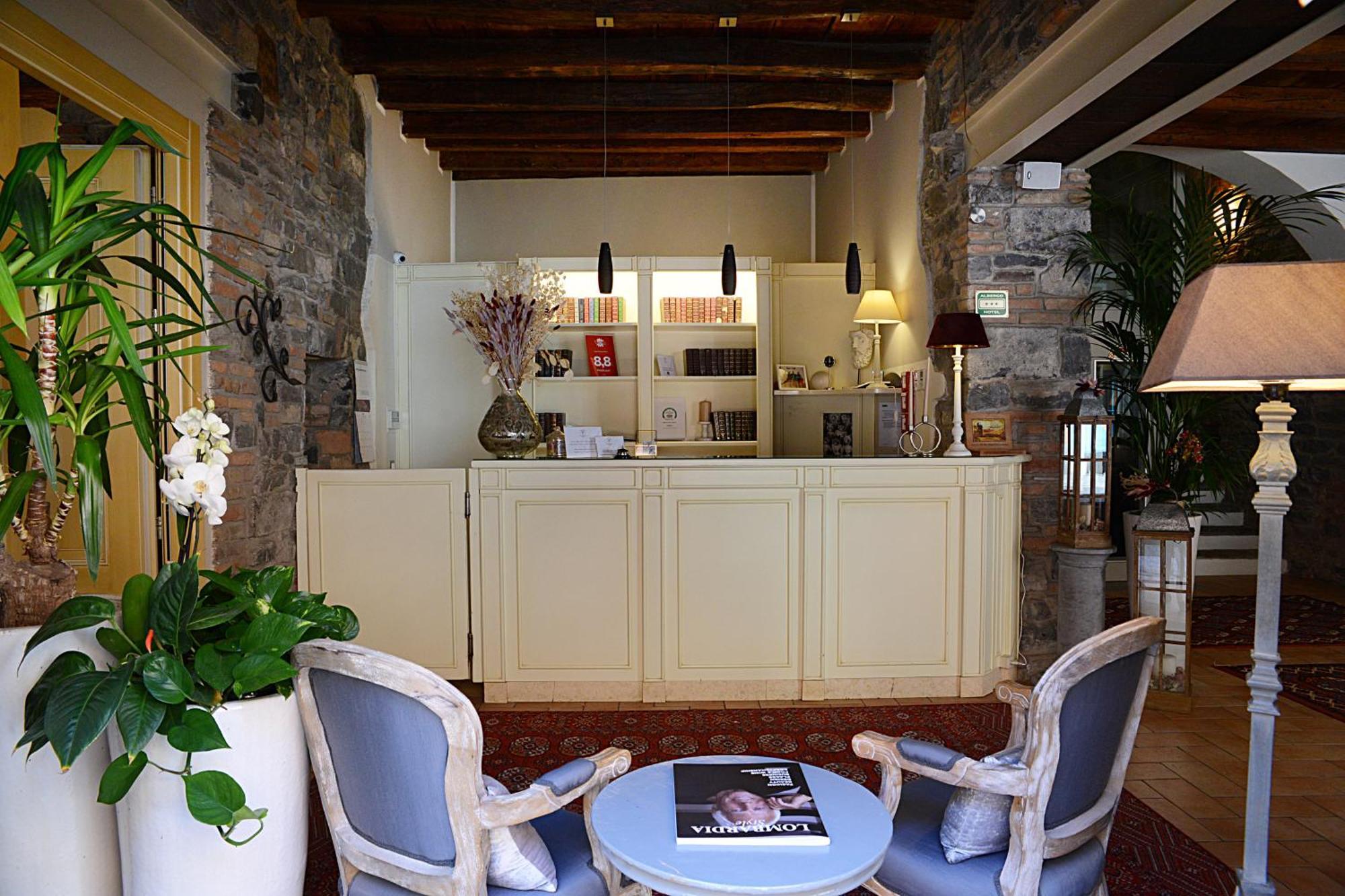 Hotel Borgo Antico Como Luaran gambar