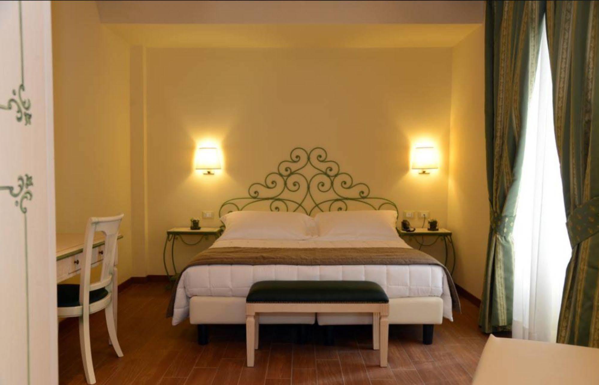 Hotel Borgo Antico Como Luaran gambar